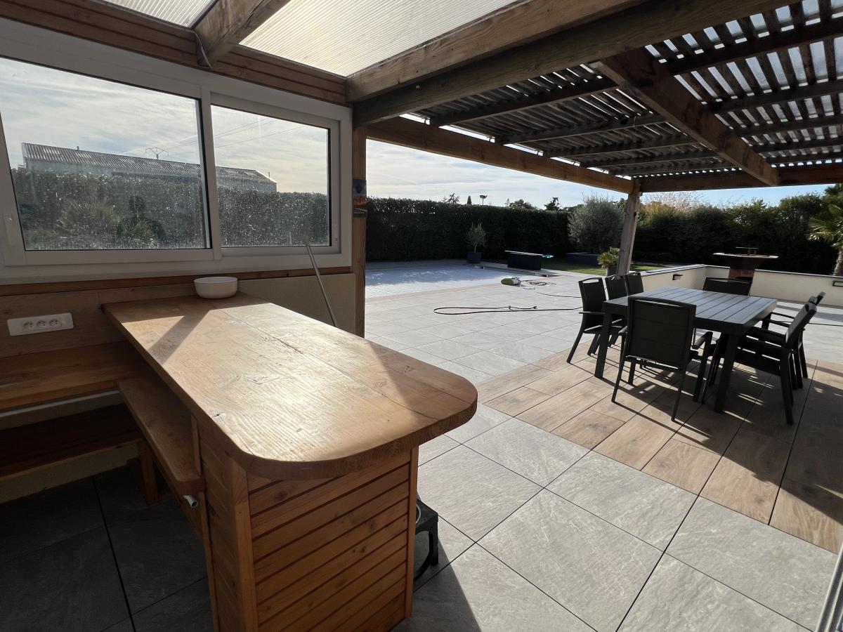 Maison contemporaine avec piscine