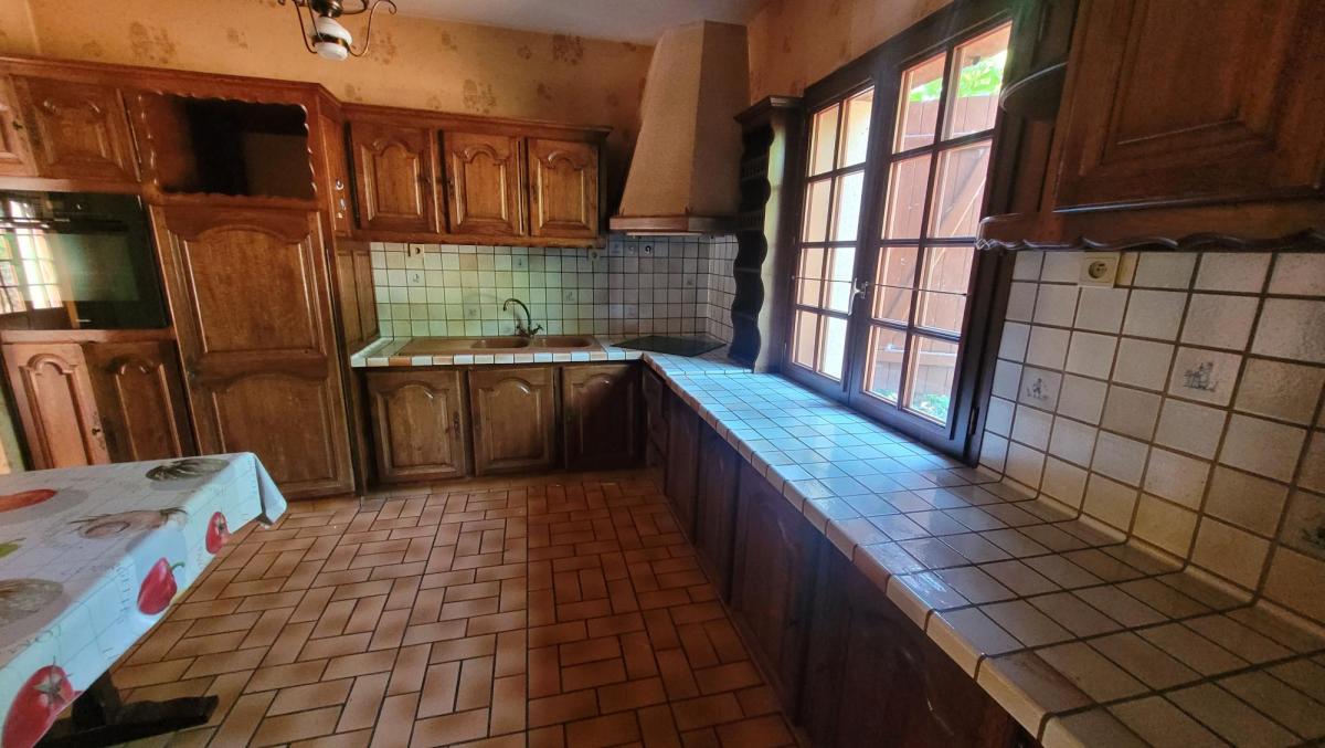 SOLESME-PROPRIETE FAMILIALE-REF:VDL2156