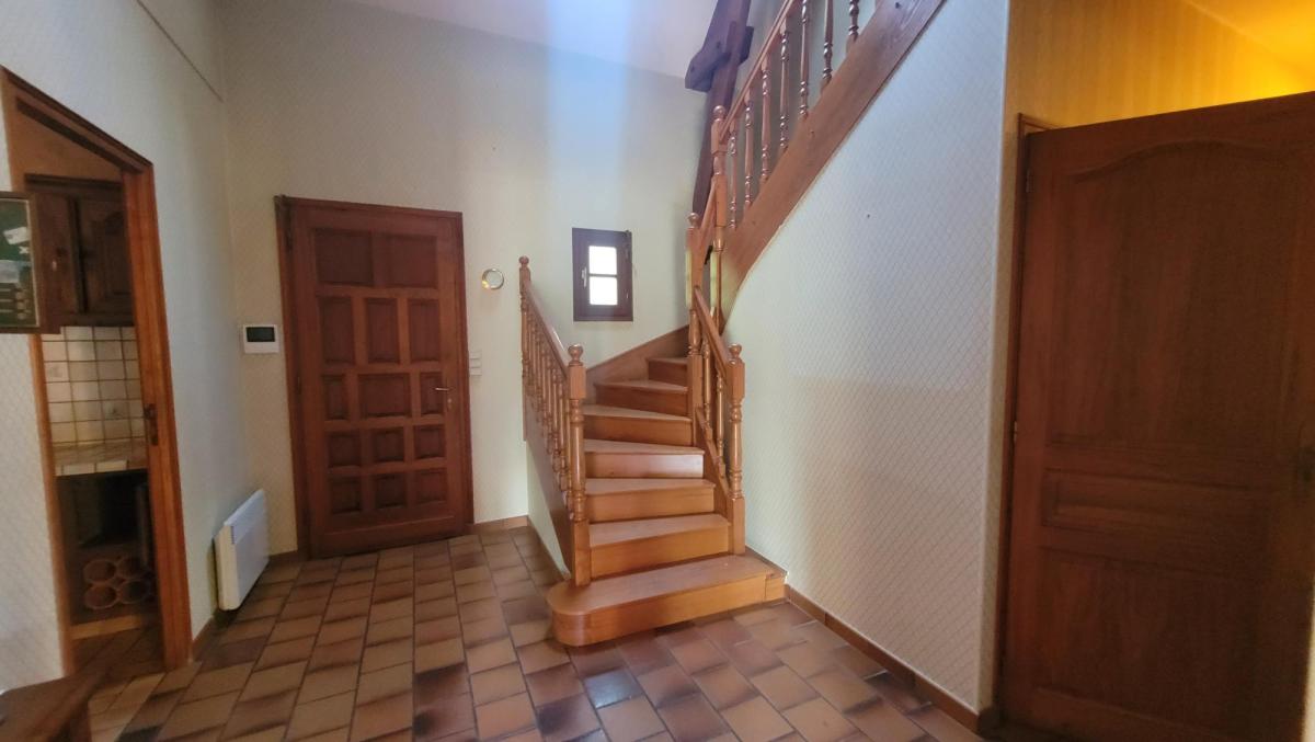 SOLESME-PROPRIETE FAMILIALE-REF:VDL2156