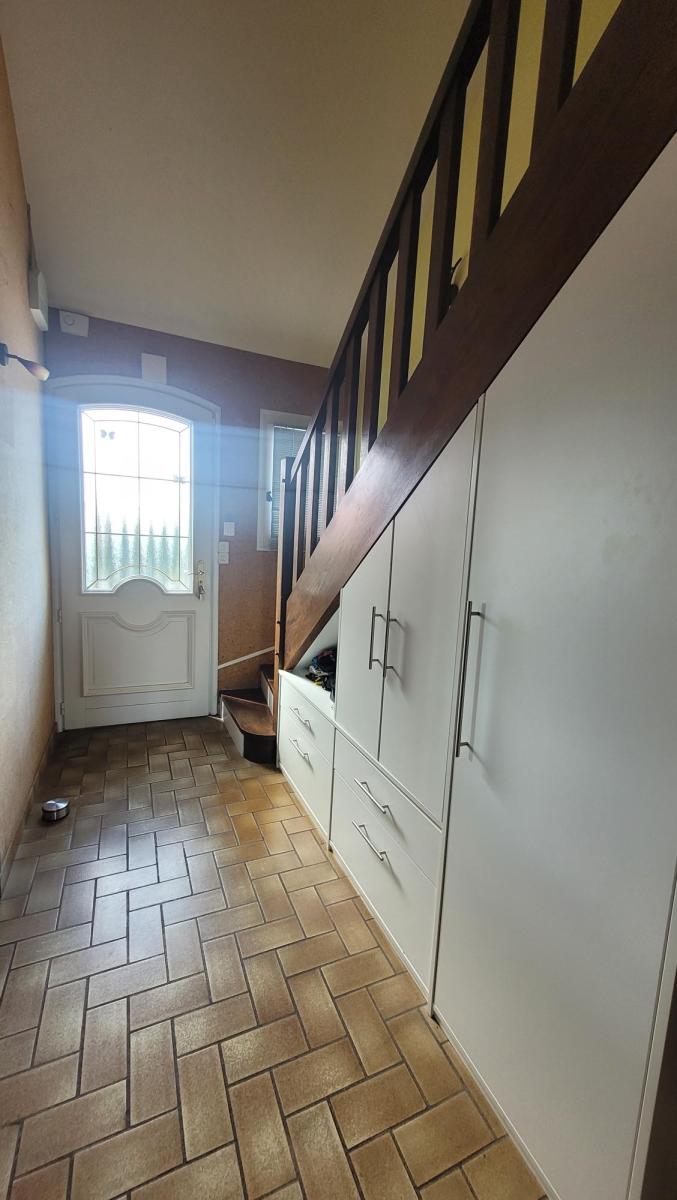 VION:PAVILLON DE TYPE 6-REF:VDL2241