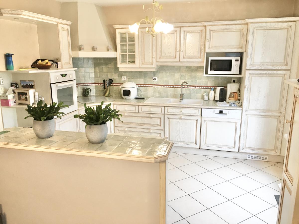 JUIGNE SUR SARTHE PAVILLON INDIVIDUEL très bon état réf : CC2117