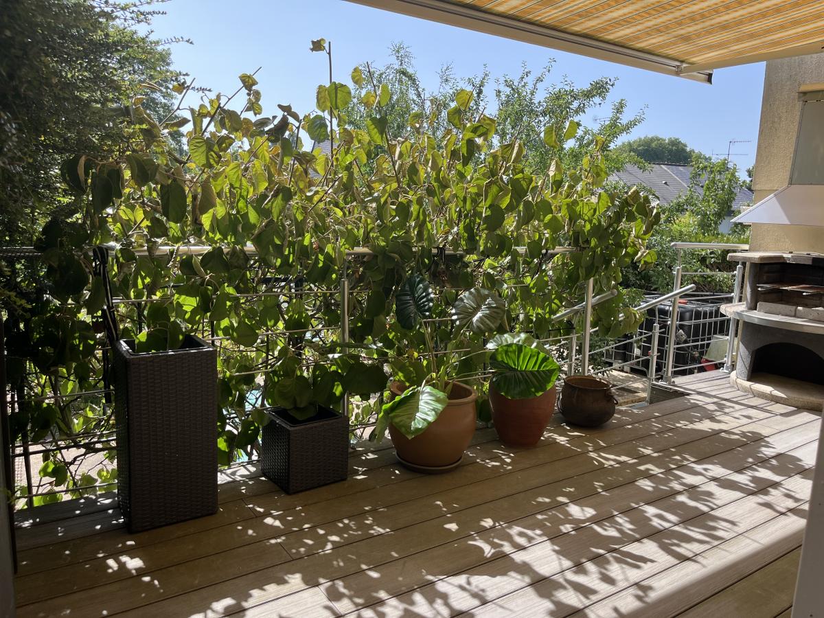 Maison  de l'ordre de 78 m² avec garage, terrasse et jardin