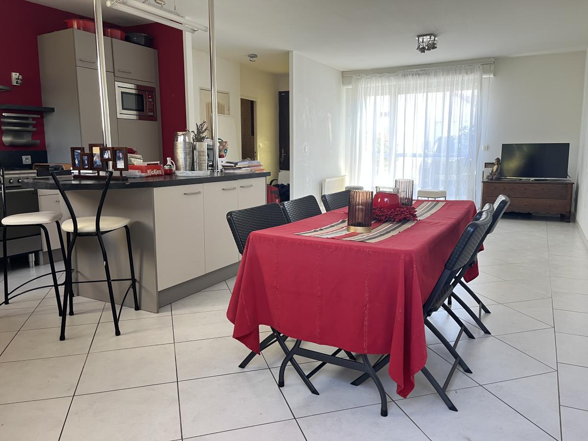 Maison  de l'ordre de 78 m² avec garage, terrasse et jardin