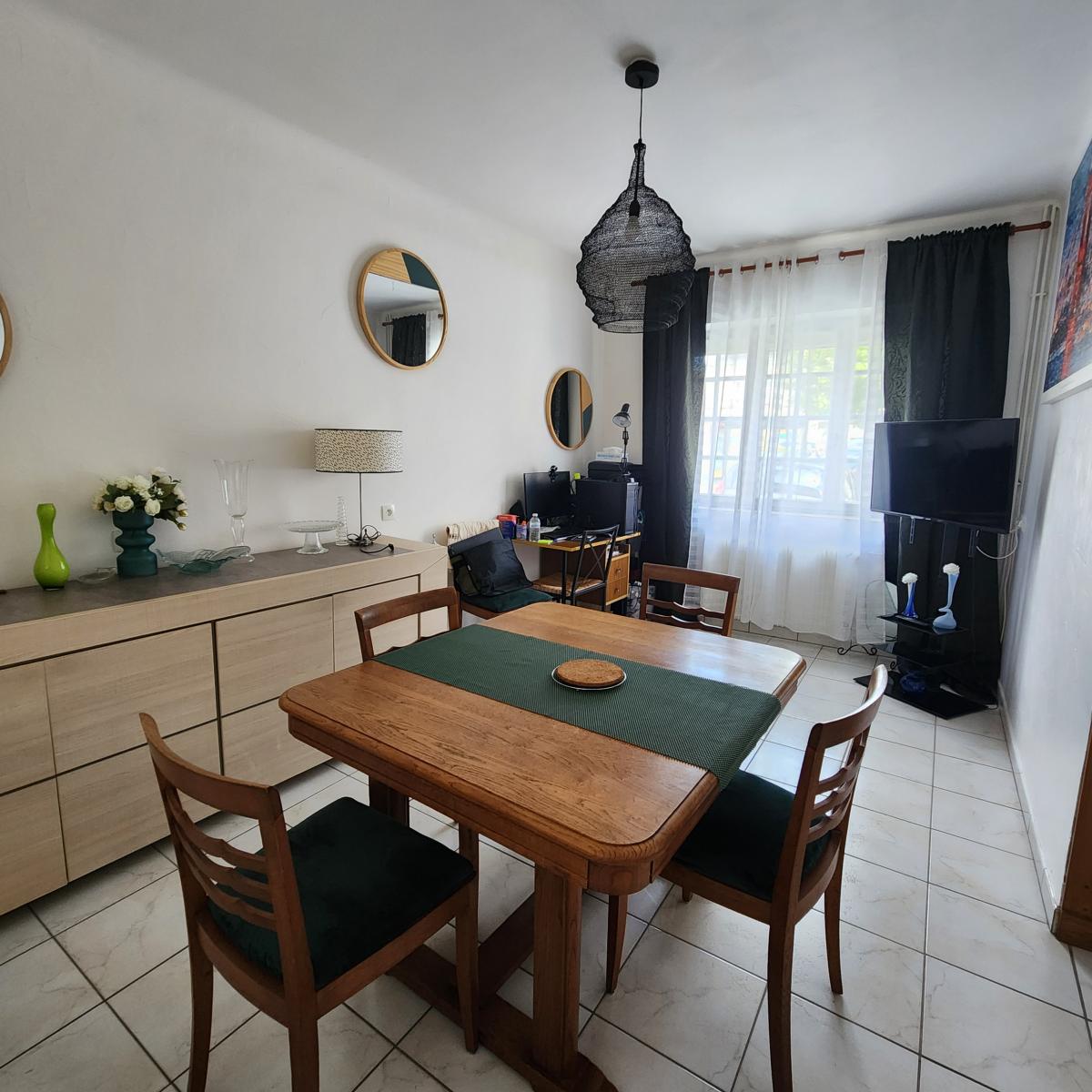 Maison de bourg avec ascenseur PMR