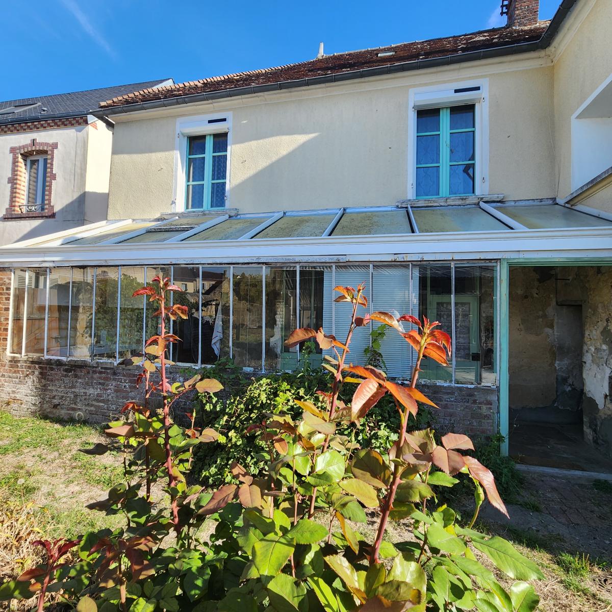 Grande maison à rénover : un vrai potentiel !