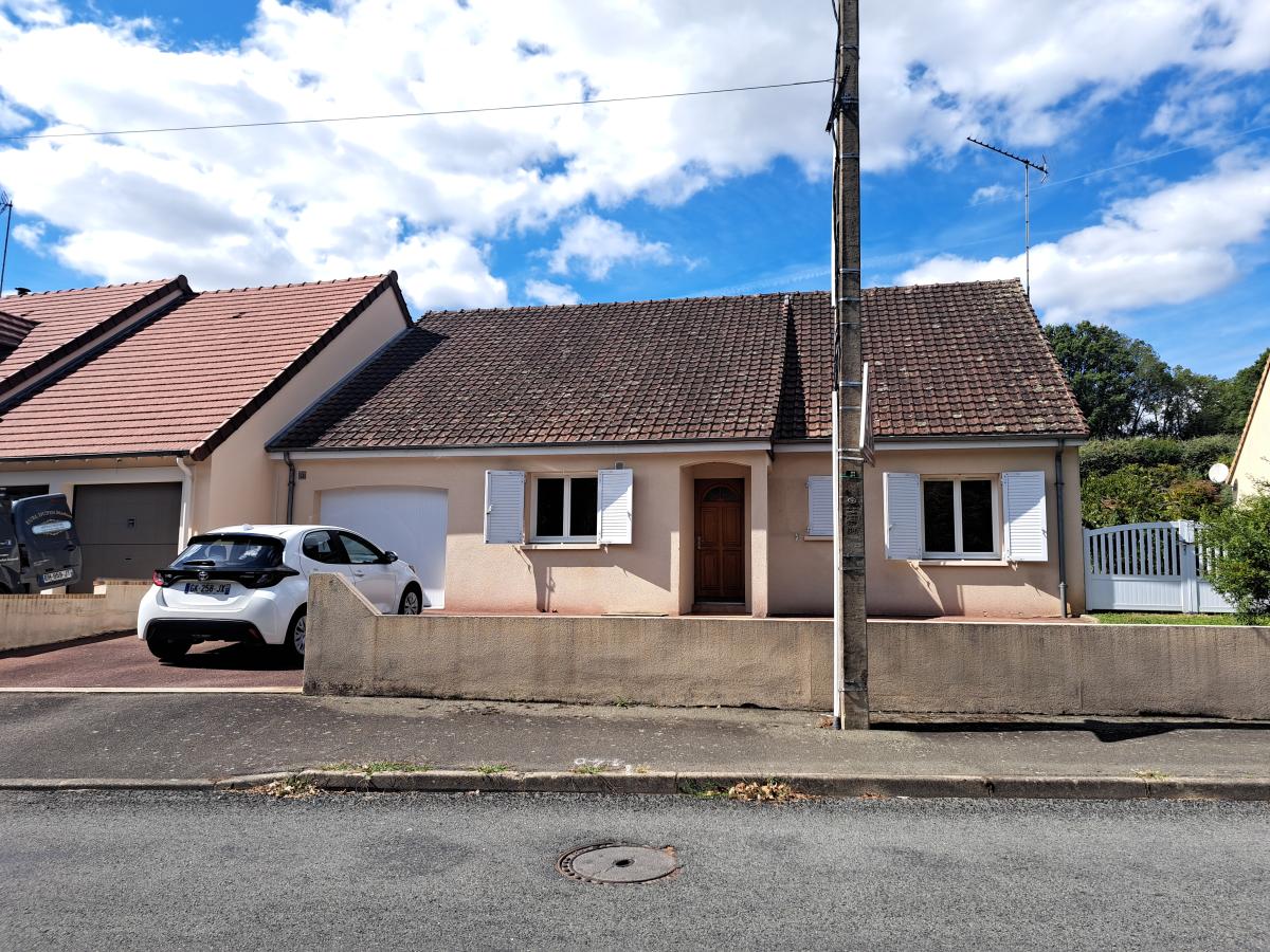 A VENDRE PAVILLON A YVRE L'EVEQUE