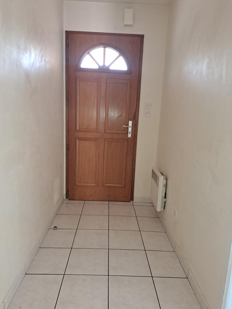 A VENDRE PAVILLON A YVRE L'EVEQUE