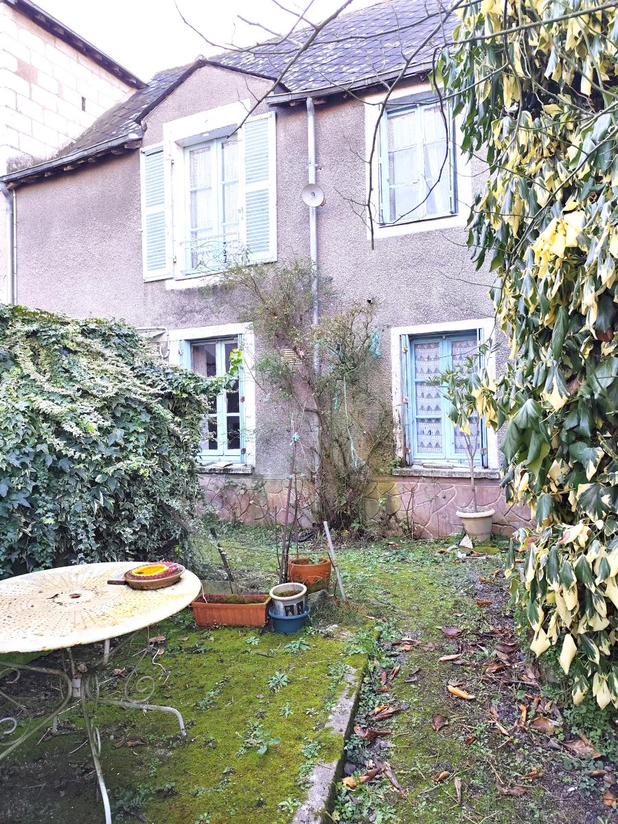 Centre Bourg - Maison à rénover - 4 chambres - Jardin