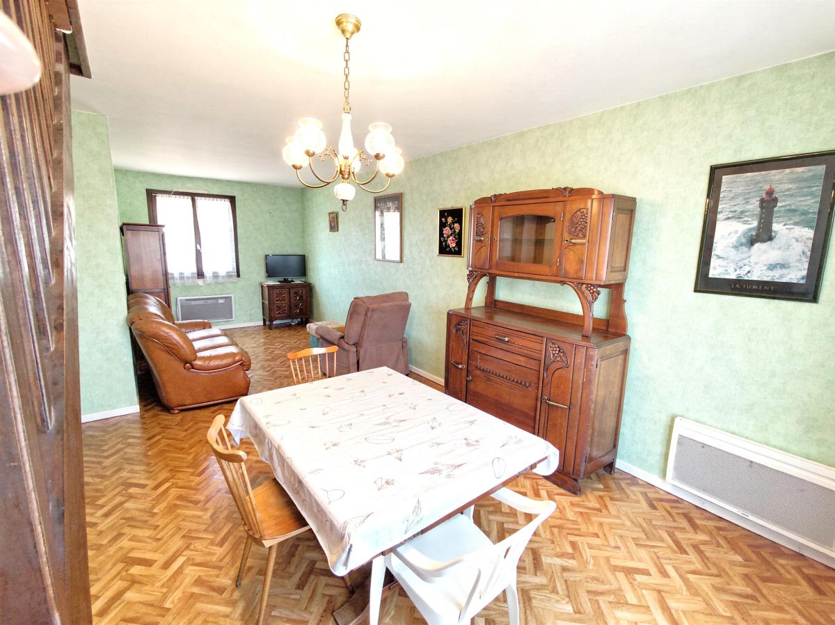 Maison 6 chambres - Sou-Sol total - Jardin