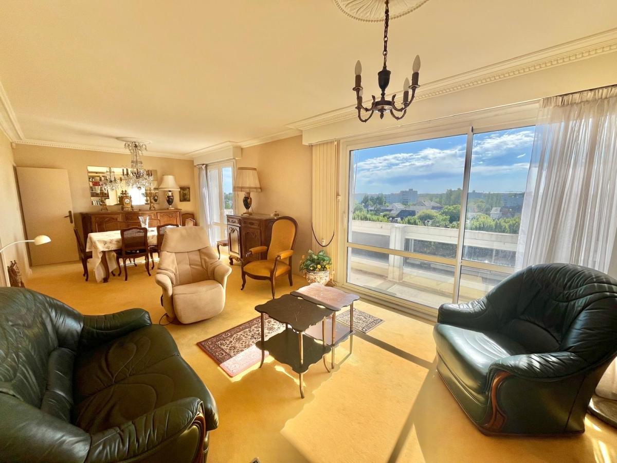ANGERS – SECTEUR LA FAYETTE / ÉBLÉ – APPARTEMENT T3 DE 79 M² AVEC BALCON FILANT – DERNIER ÉTAGE