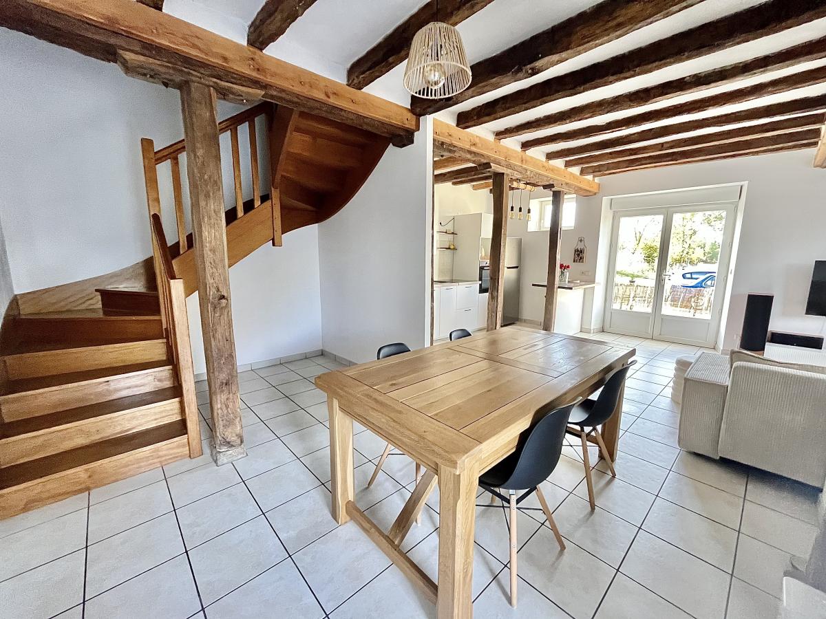 Maison 3 chambres sur 2700m² de terrain