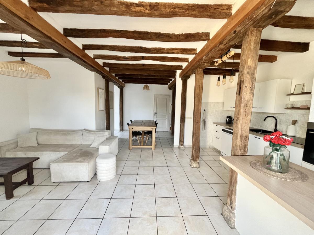 Maison 3 chambres sur 2700m² de terrain