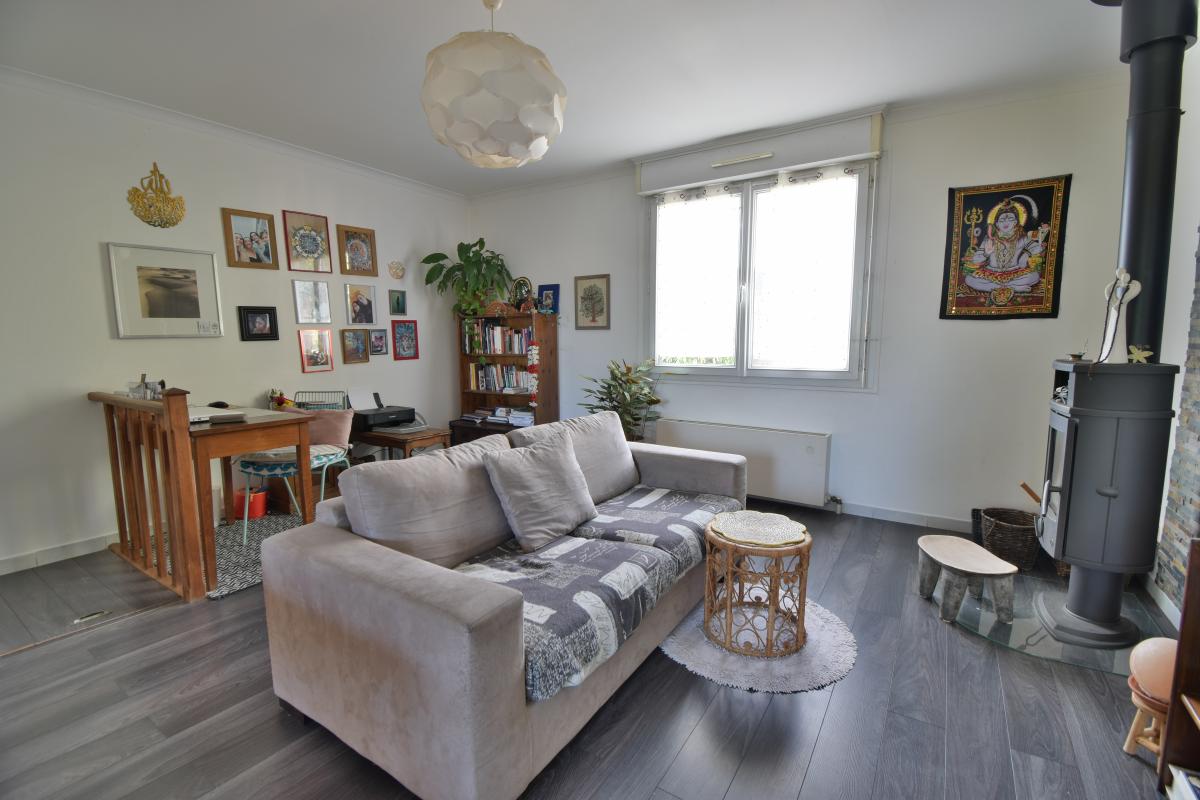 MAISON DE TYPE NANTAISE – 2 CHAMBRES – JARDIN