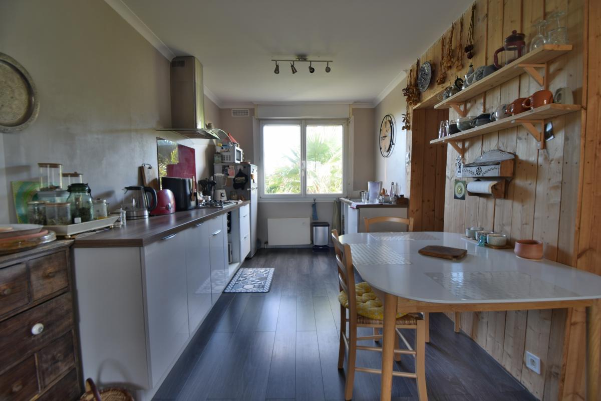 MAISON DE TYPE NANTAISE – 2 CHAMBRES – JARDIN