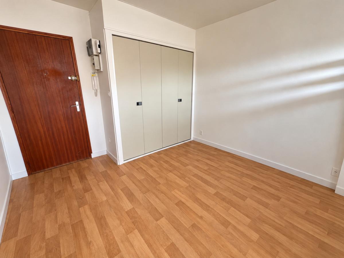 ANGERS – SECTEUR BARRA – APPARTEMENT T1 AVEC BALCON – IDÉAL INVESTISSEUR