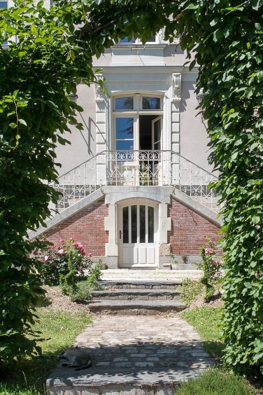 ETAT EXCEPTIONNEL POUR CETTE PROPRIETE DU 19EME AVEC DEPENDANCE PARC PAYSAGER ET PISCINE