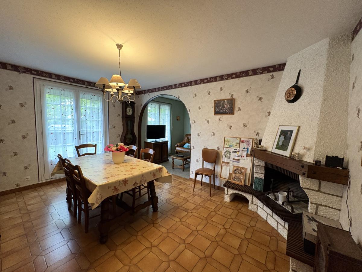 SAINT BARTHELEMY D ANJOU MAISON AVEC VIE DE PLAIN PIED
