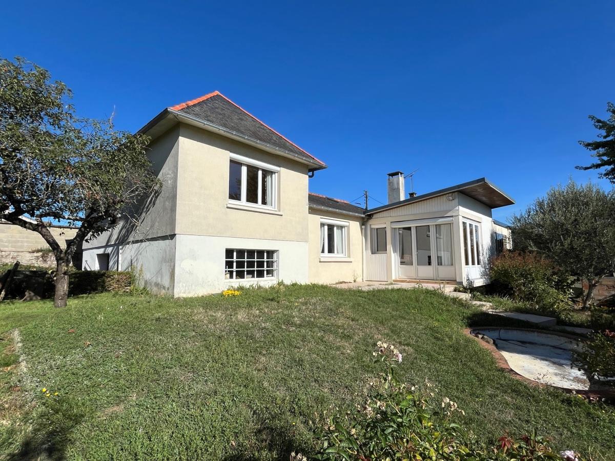 Exclusivité à MONTBIZOT - Maison 102m²
