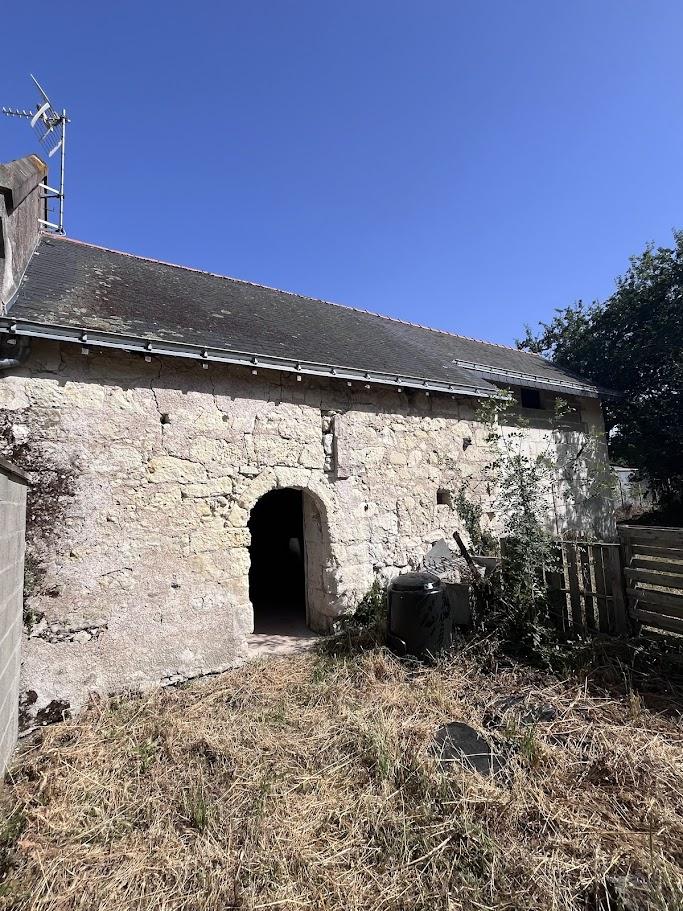 Les Rosiers sur Loire , Fort potentiel : réhabilitation + terrain constructible