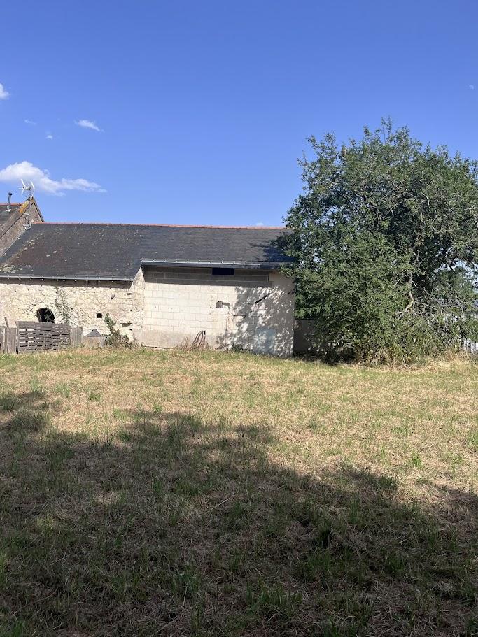 Les Rosiers sur Loire , Fort potentiel : réhabilitation + terrain constructible