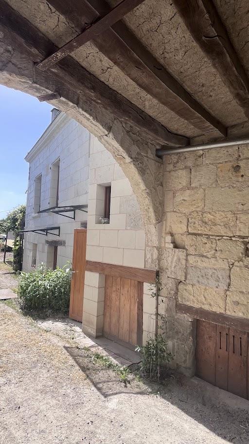 Saint Martin de la Place, jolie maison de bourg a finir de restaurer !