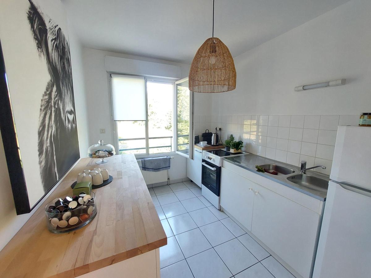 A VENDRE - APPARTEMENT BALCON GARAGE - CHANGE