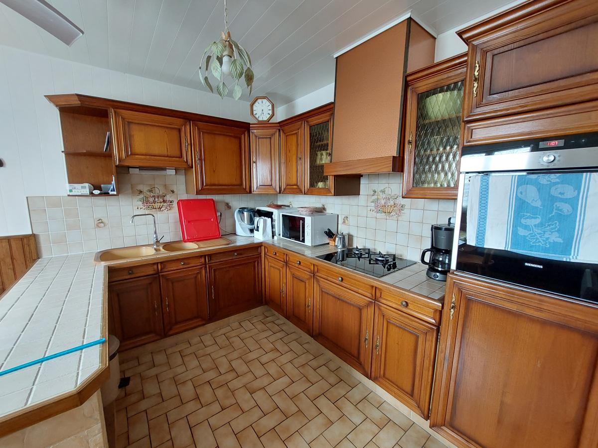 A VENDRE - PAVILLON EN CAMPAGNE - COURBEVEILLE