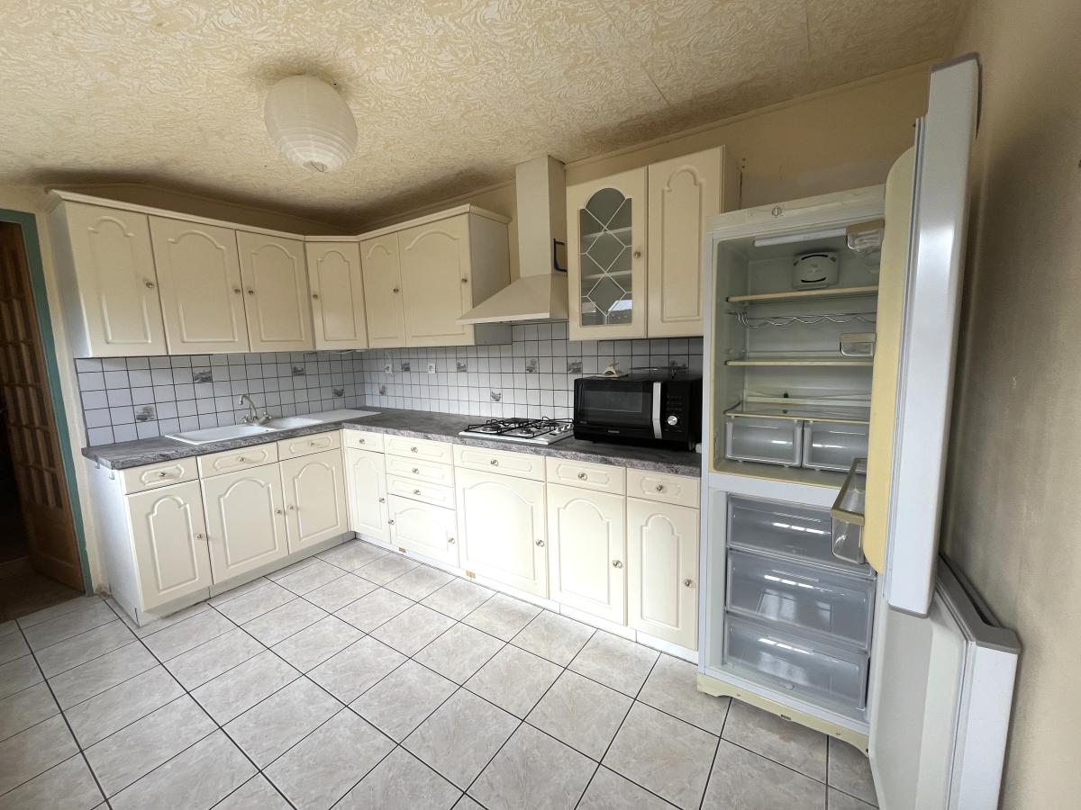 MAISON AVEC 2 CHAMBRES