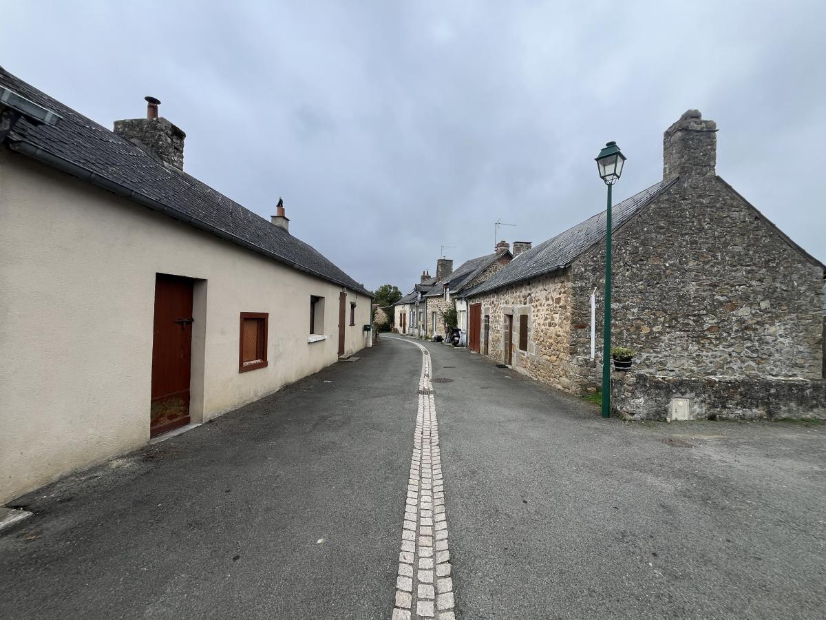 Maison de bourg en 2 parties