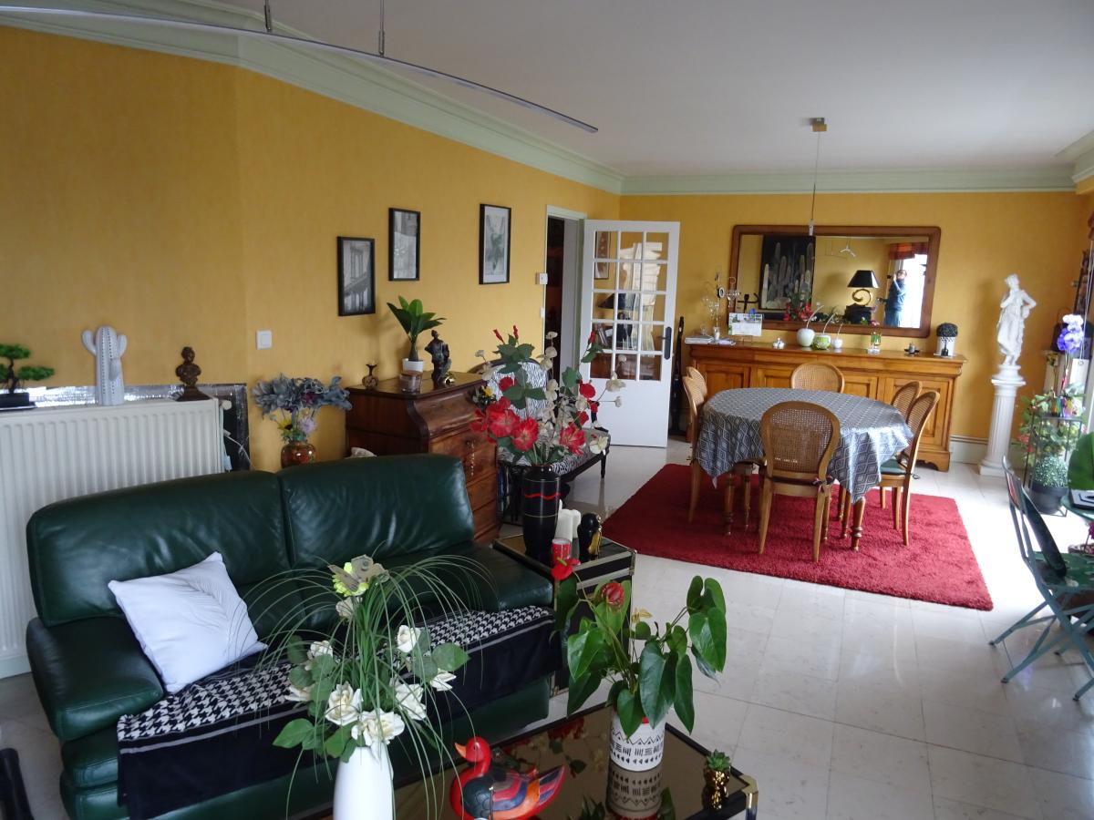 APPARTEMENT A VENDRE A LAVAL (53000)