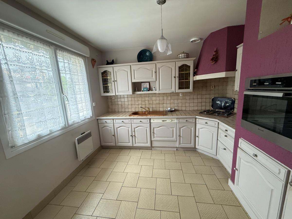 LAVAL, Maison sur sous-sol