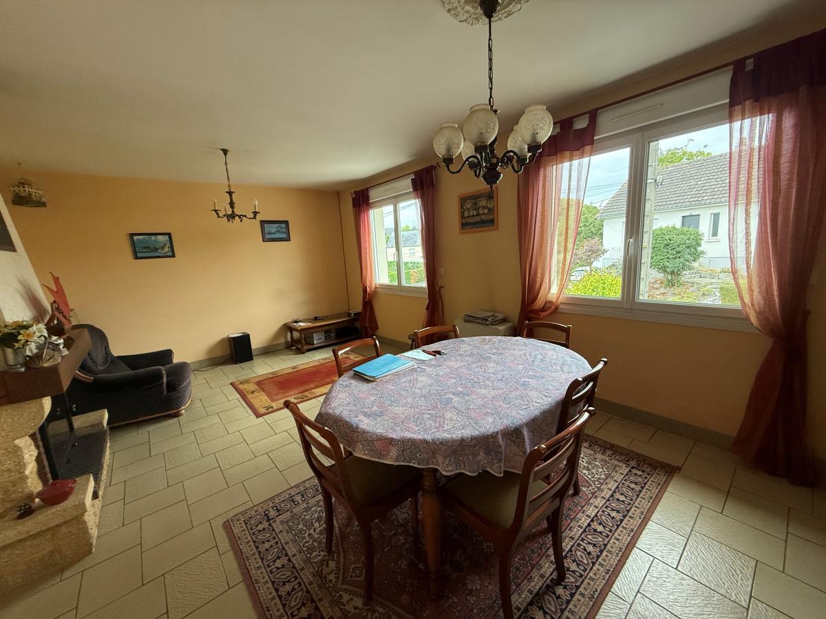 LAVAL, Maison sur sous-sol