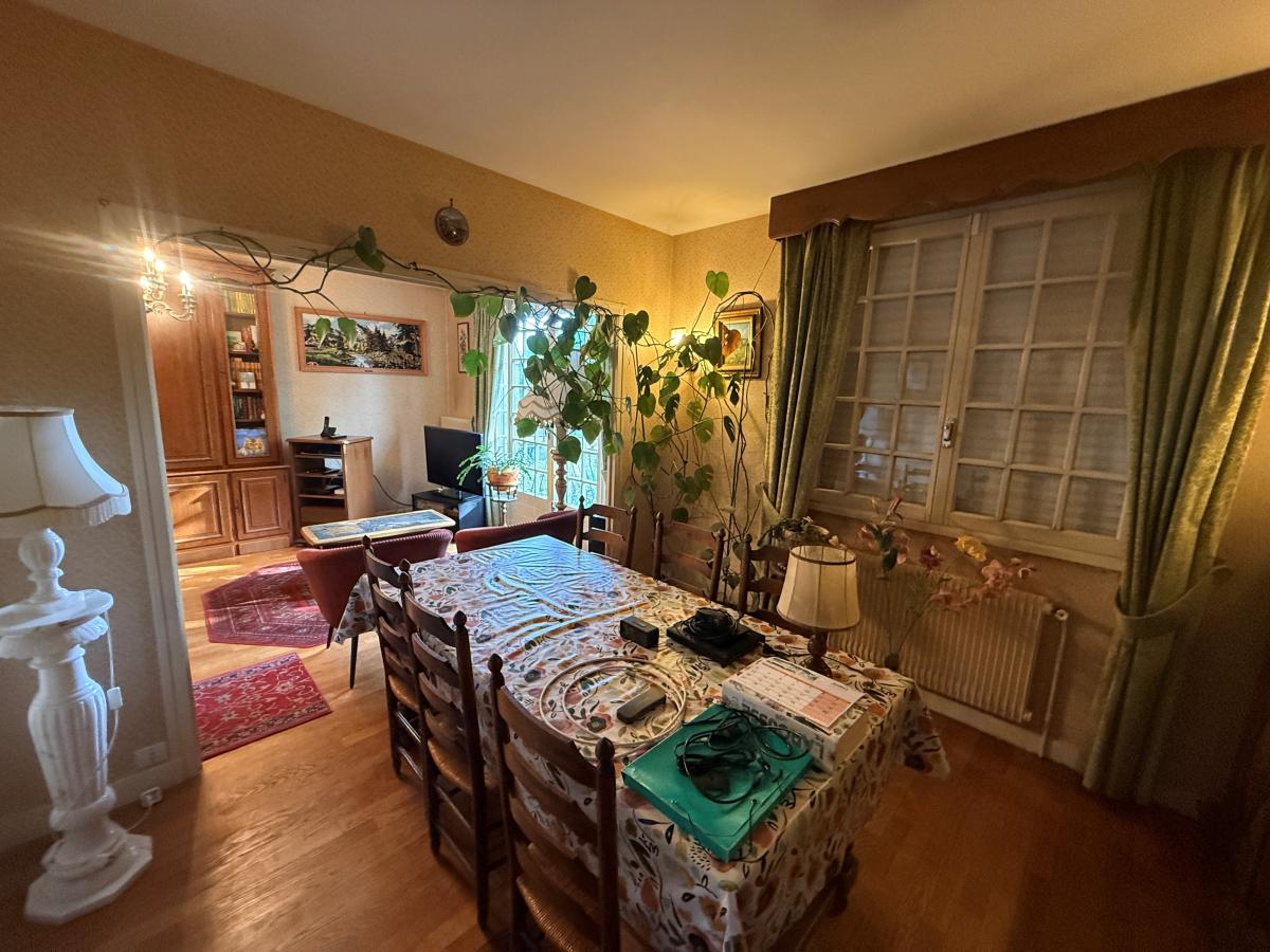 LAVAL, Maison sur sous-sol