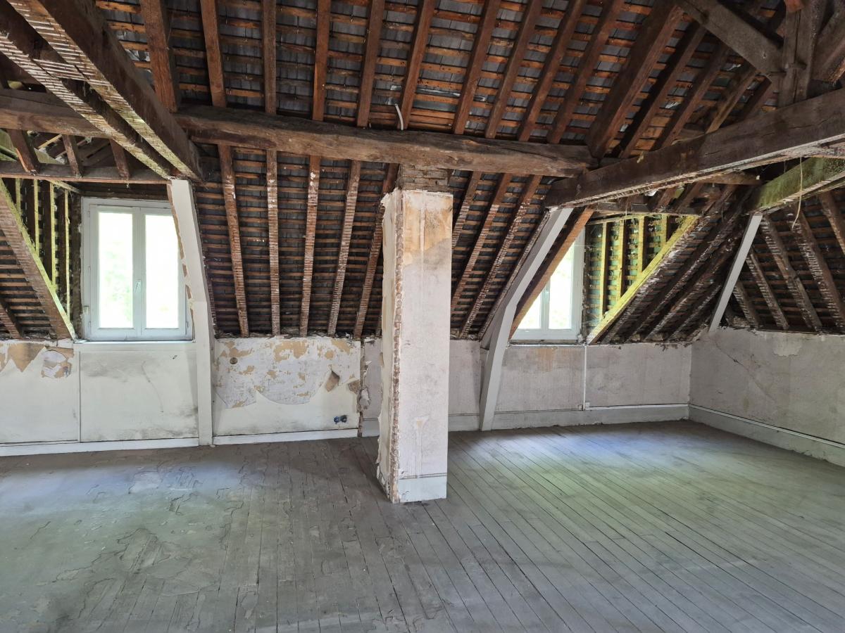 LAVAL, Hyper centre, Appartement type 2
