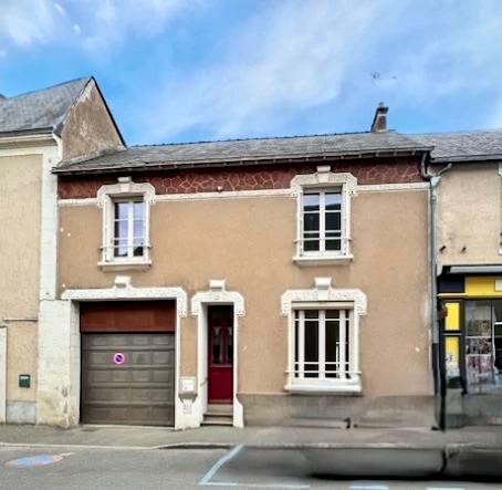 MAISON DE VILLAGE