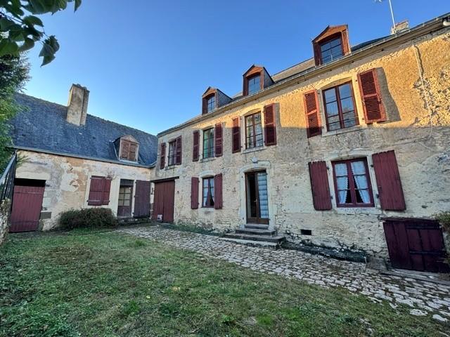 MAISON DE CARACTERE A RESTAURER
