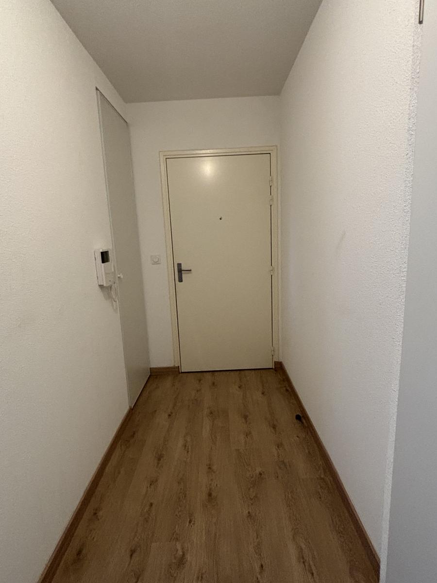 Appartement de type 2 avec stationnement sécurisé