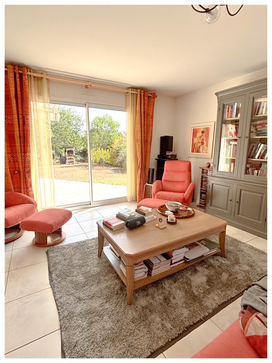 Maison traditionnelle d'habitation en parfait état
