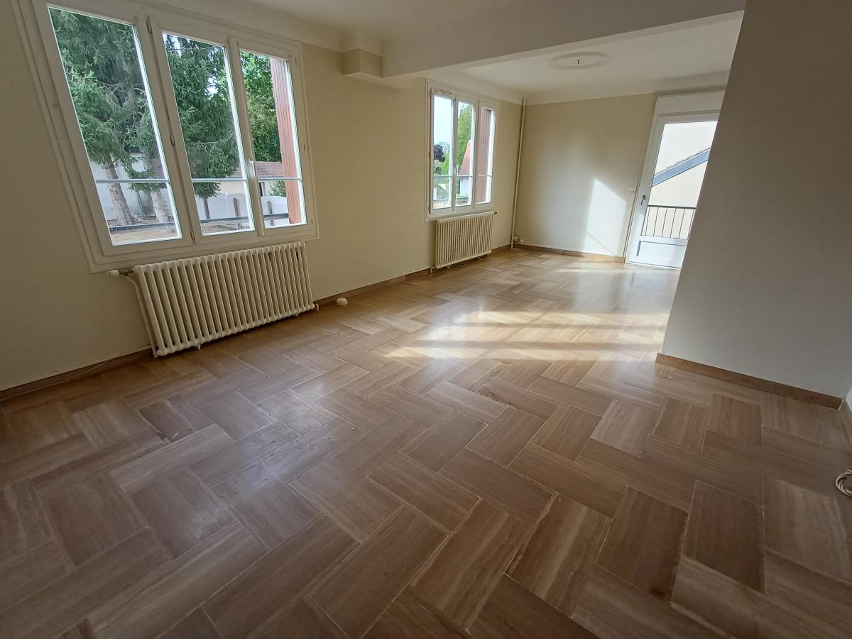 MAISON - 4 chambres (possibilité 5)