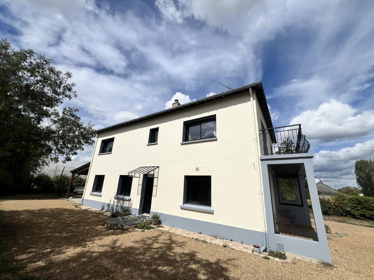 A SAINTE-GEMMES-SUR-LOIRE Maison rénovée – Secteur Angers / Port Thibault