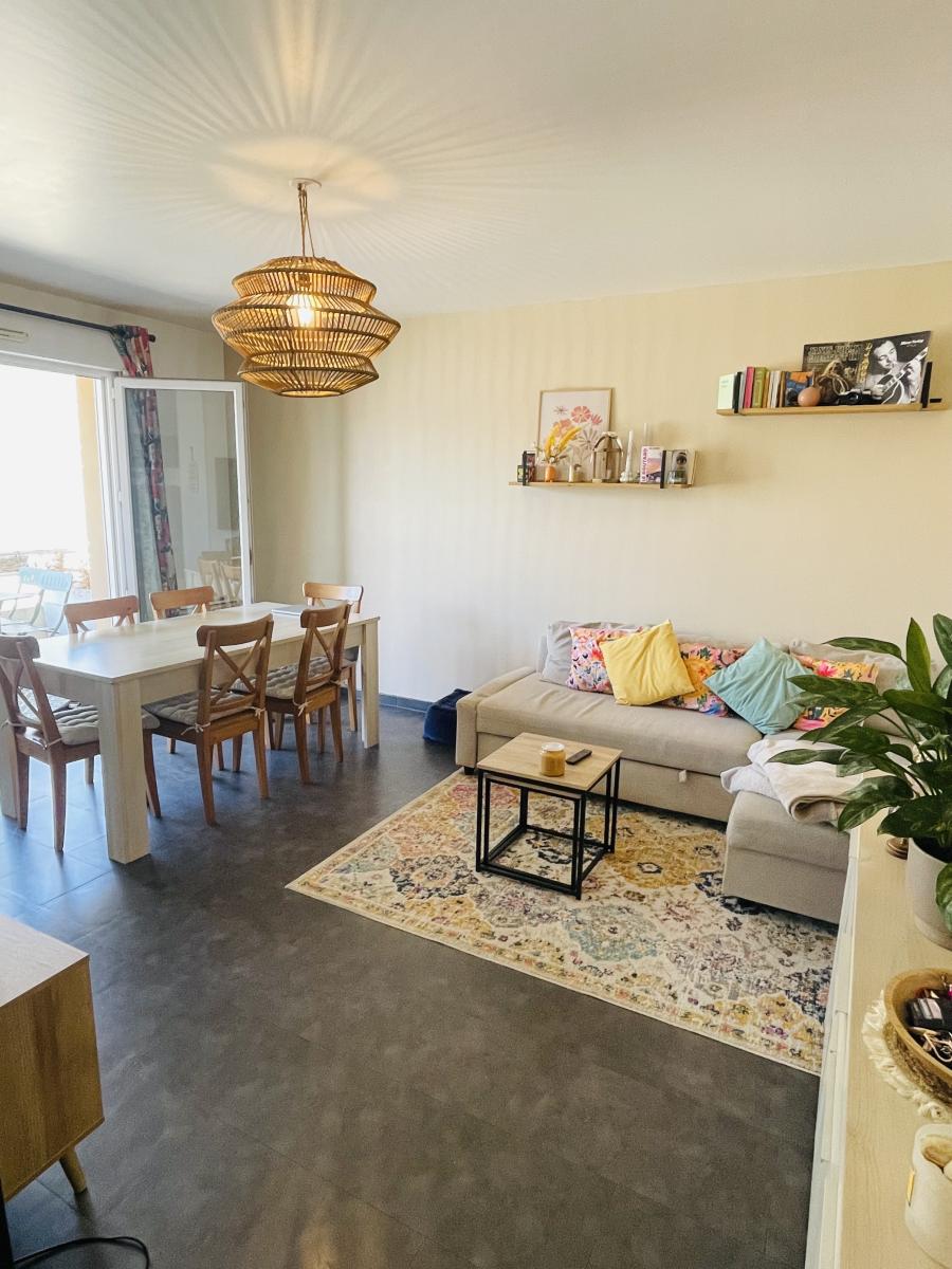 Angers Sud à MURS ERIGNE T2 lumineux avec terrasse et garage