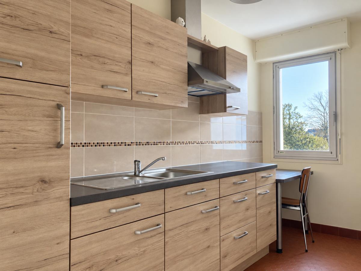 APPARTEMENT - LAVAL