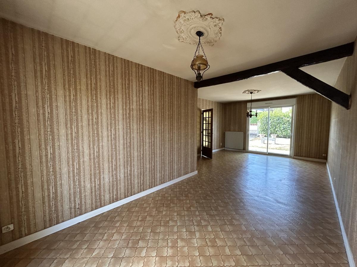 A VENDRE - MAISON DE PLAIN PIED - LAVAL