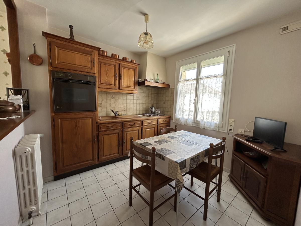 A VENDRE - PAVILLON - LAVAL
