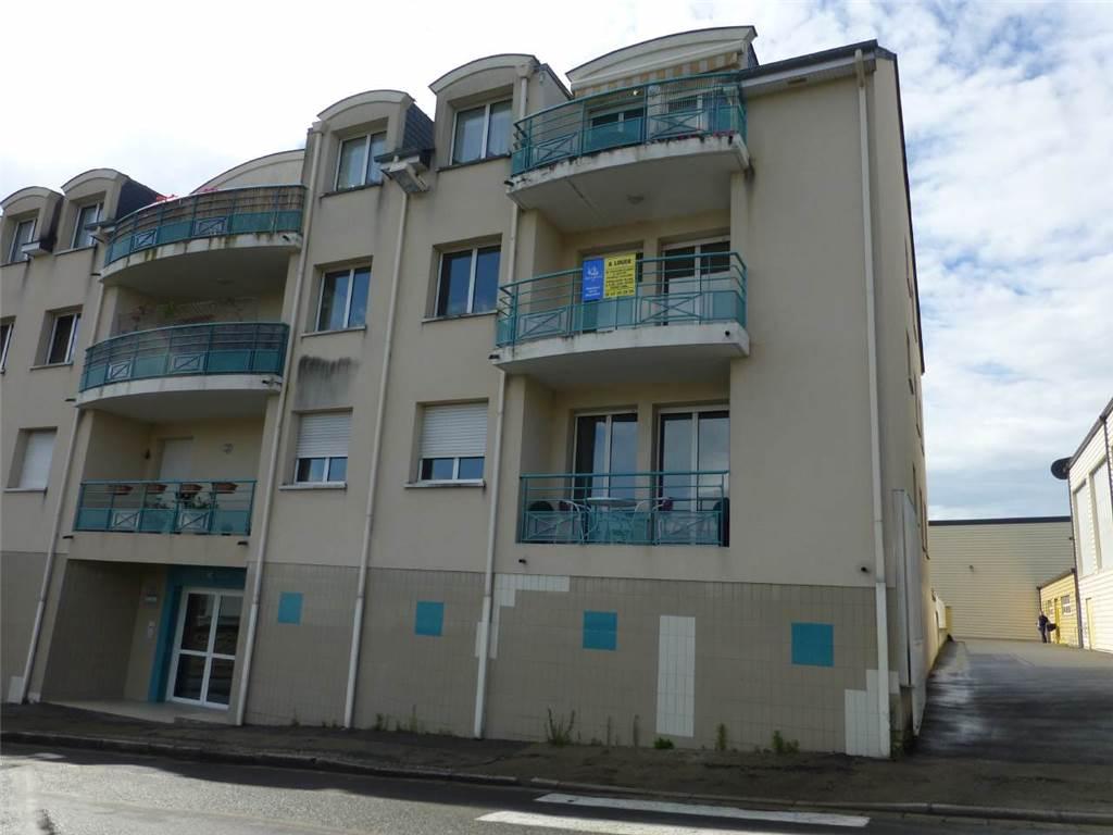 APPARTEMENT T3 LAVAL