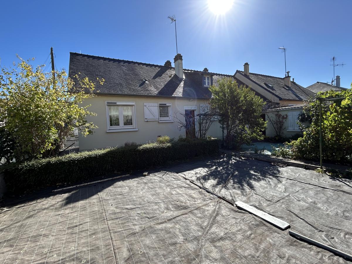 A VENDRE - MAISON DE PLAIN-PIED - LAVAL