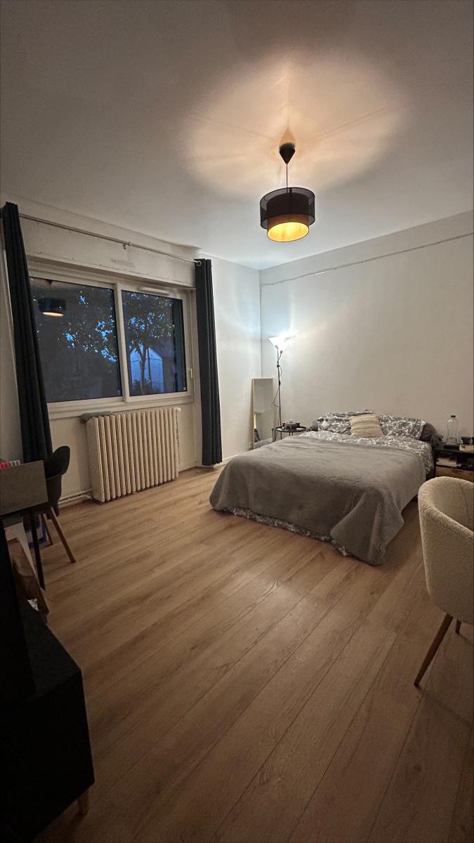 Appartement en colocation avec 1 chambre disponible