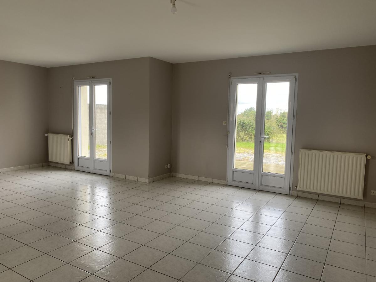 Maison de plain-pied 3 chambres - Garage